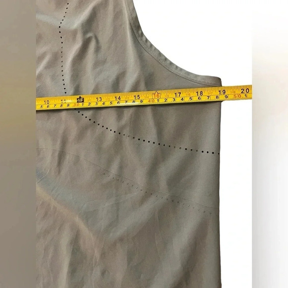 Lululemon Women's Find Your Pace Tank Blue Cast Breathable - Picture 5 of 8